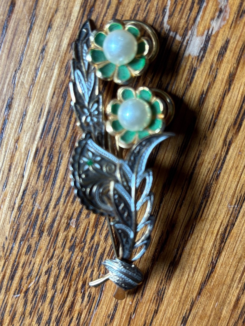 Vintage Green Floral Leaf Brooch with Opalescent Stones - Gold Tone